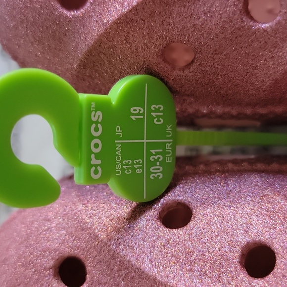 Crocs Girl's Baya Glitter Clog. C13 - Picture 14 of 15